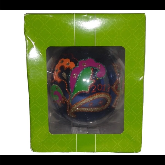 NIB Vera Bradley Venetian Paisley
Christmas Holiday Tree Ornament - Picture 2 of 9